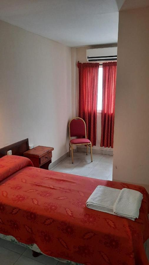 Hotel Marilian II Salta Kültér fotó