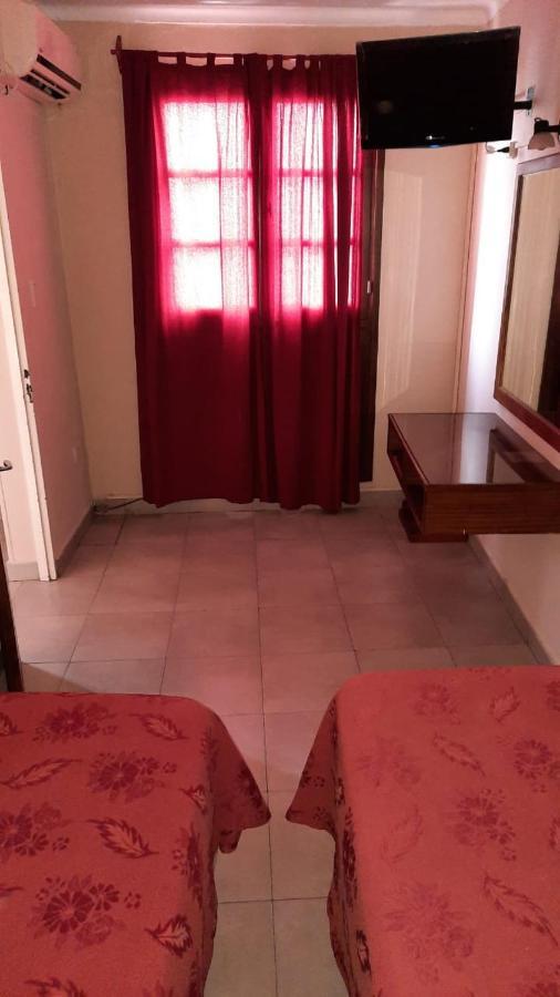 Hotel Marilian II Salta Kültér fotó