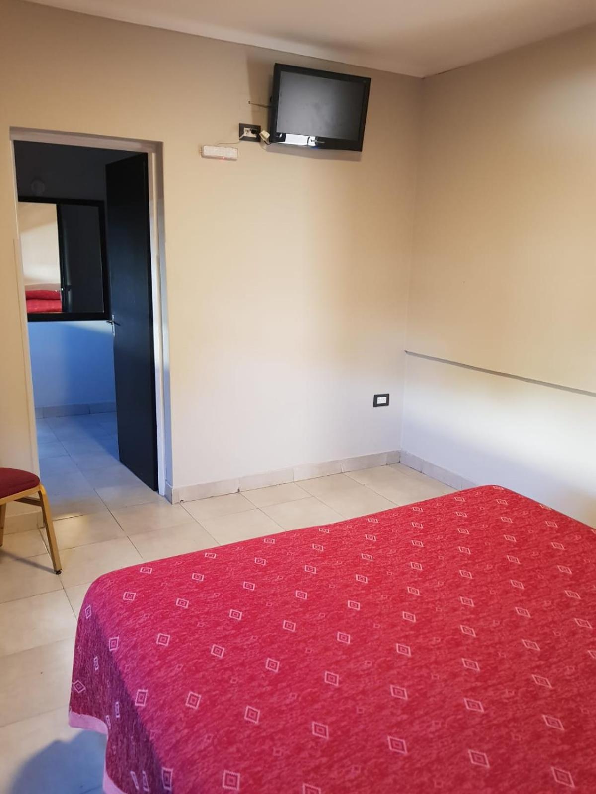 Hotel Marilian II Salta Kültér fotó