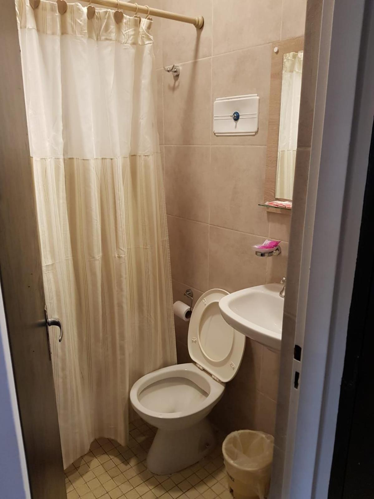 Hotel Marilian II Salta Kültér fotó