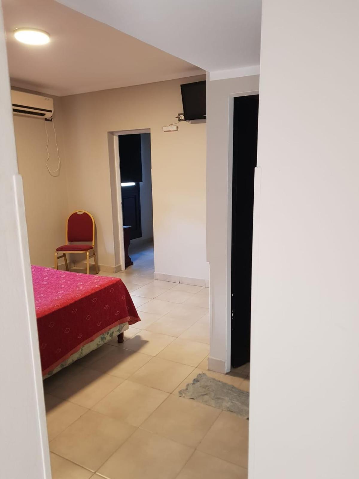 Hotel Marilian II Salta Kültér fotó