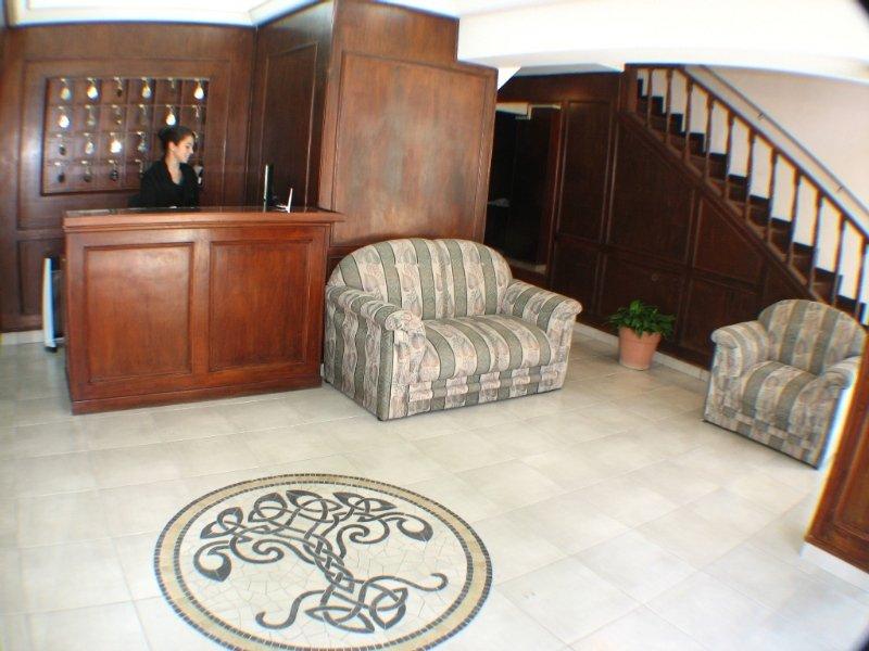 Hotel Marilian II Salta Kültér fotó