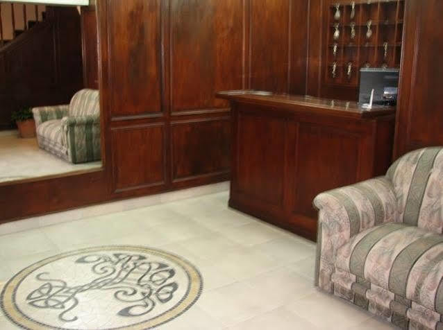 Hotel Marilian II Salta Kültér fotó